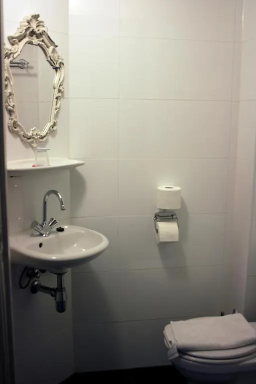 **  Hotel Verdi Amsterdam Nederland